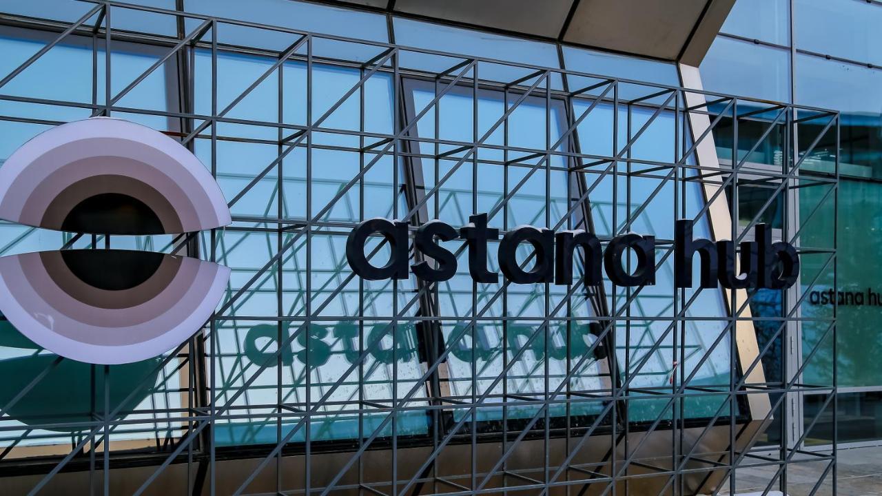 Capsulinn Expo/ Astana Hub Exterior foto